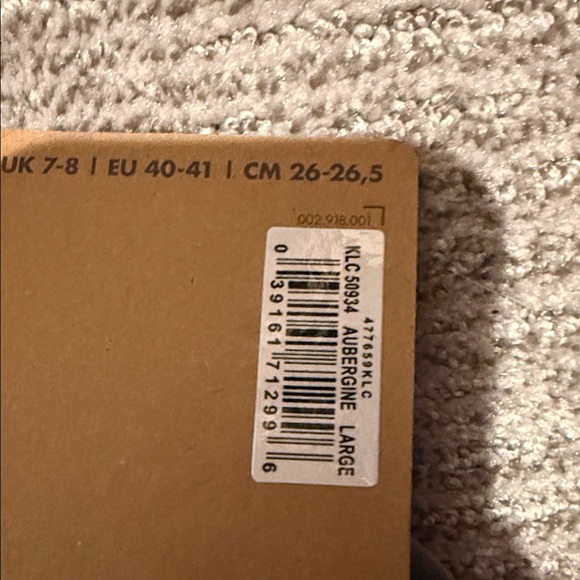 Dearfoams Maroon Slippers with Gray Faux Fur - Picture 2 of 3